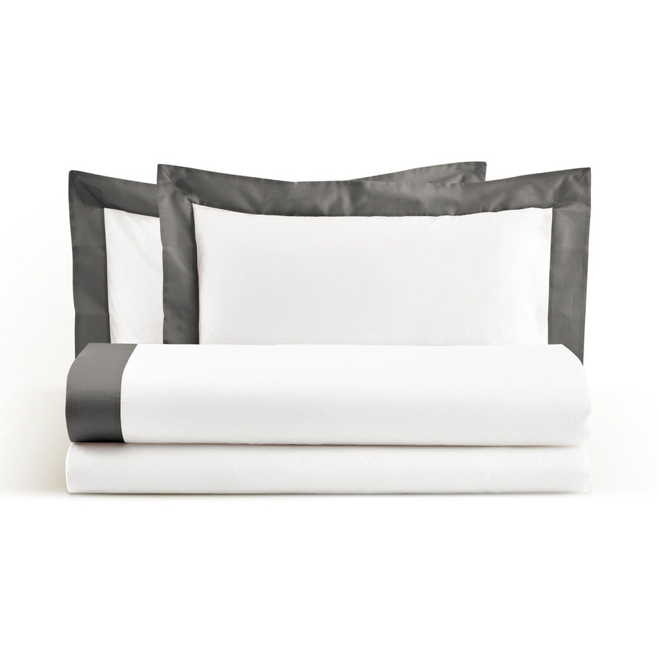 Bettlaken-Set aus Baumwollsatin mit kontrastierendem Volant – Trevi