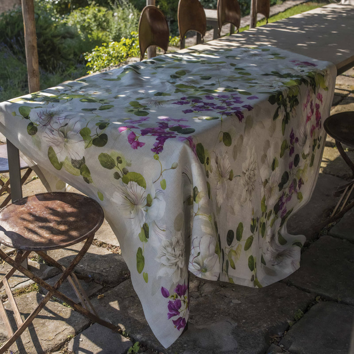Tablecloth in Pure Cotton with Floral Pattern - Biscondola